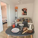 Apartment Le Toucan, F2 Cosy Et Balcon Ensoleille